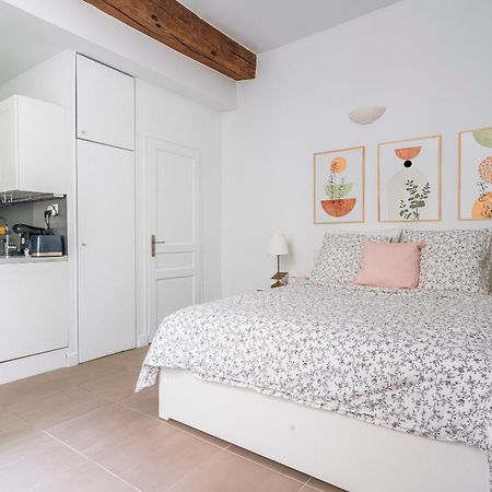 Apart Merryland Paris Chatelet Экстерьер фото