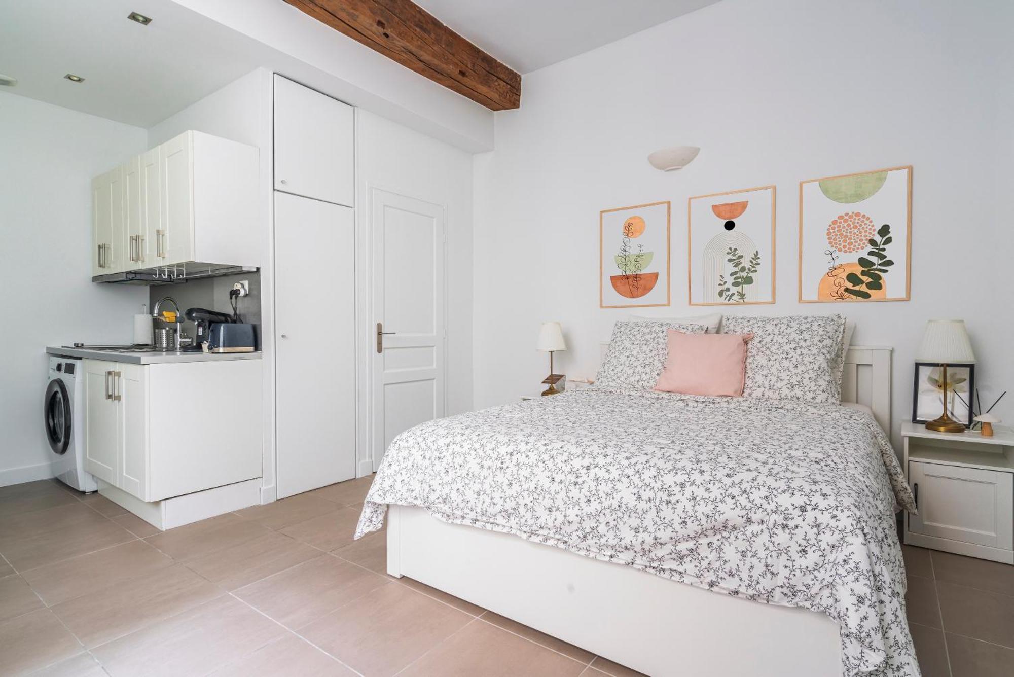 Apart Merryland Paris Chatelet Экстерьер фото