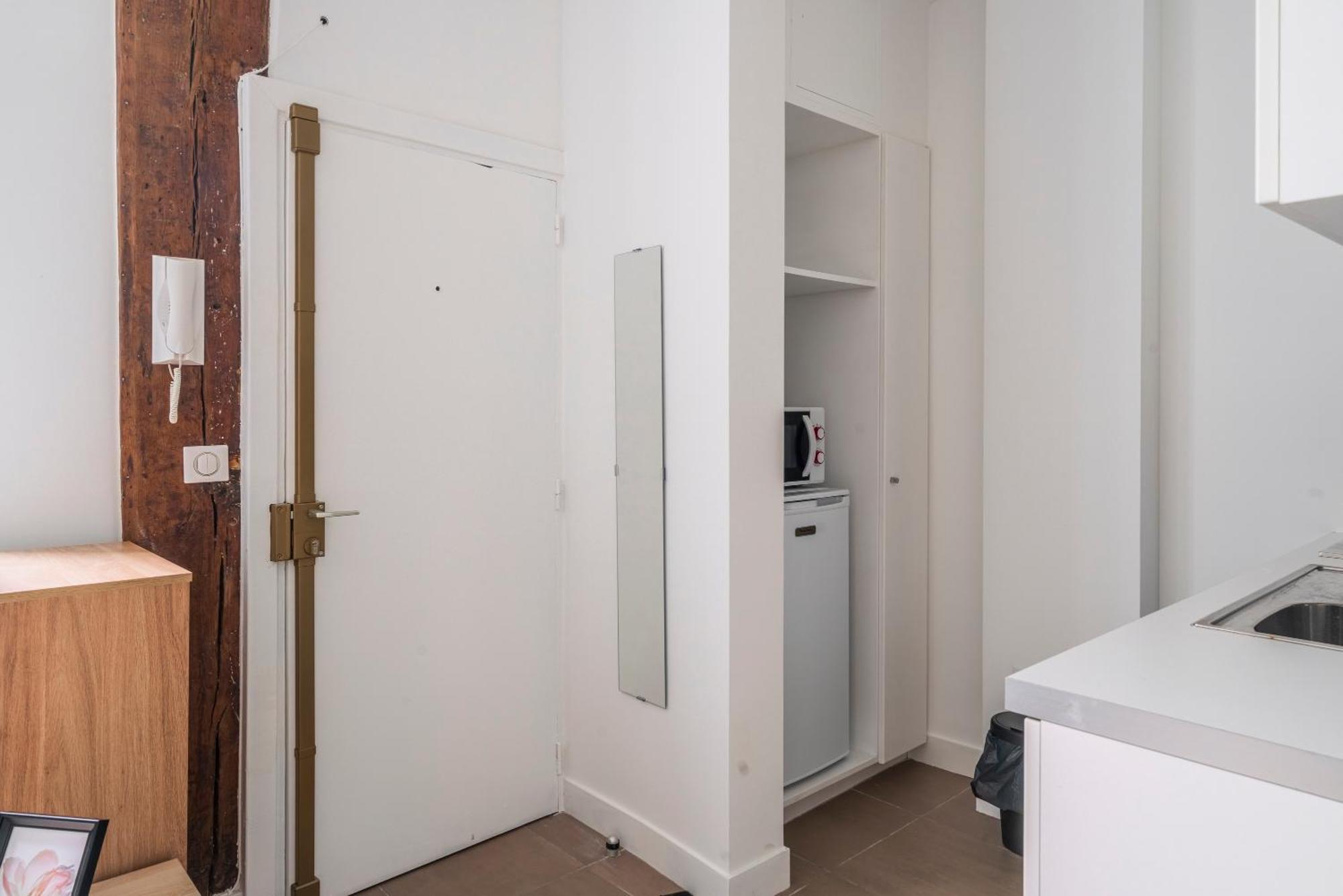 Apart Merryland Paris Chatelet Экстерьер фото